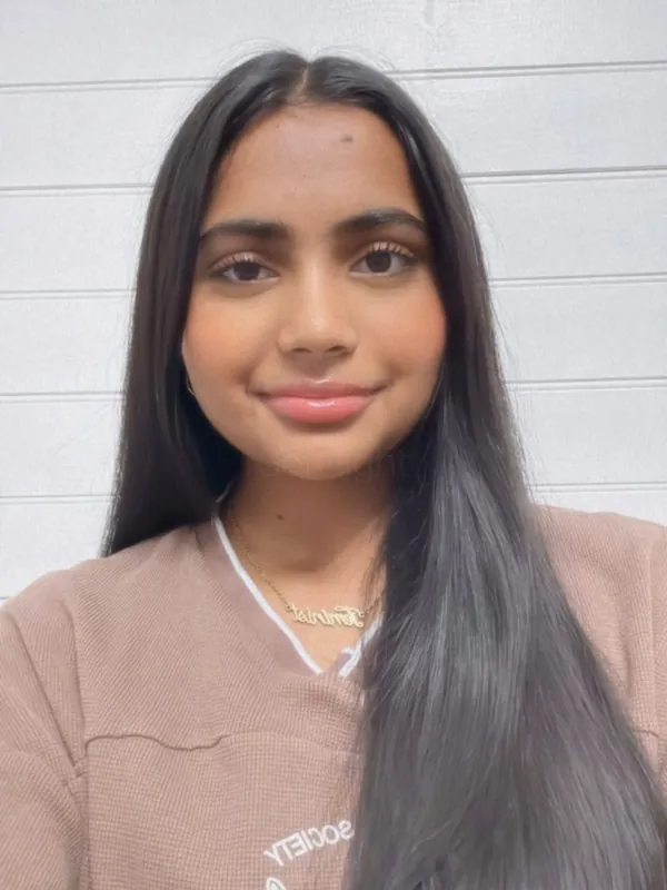 Portrait of Sriya Mognti